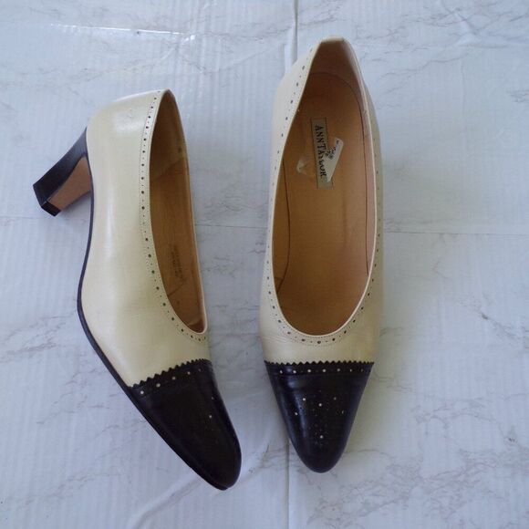 Ann Taylor leather italian heels 10 - Picture 2 of 9